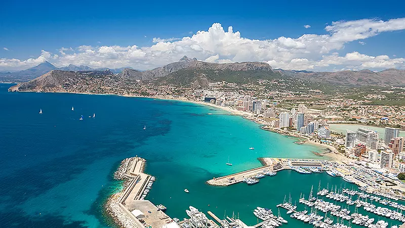 Alicante kıyıları